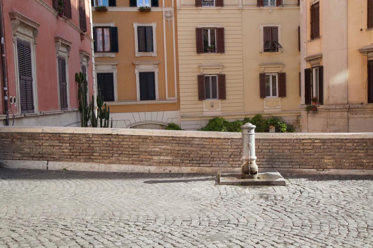 Monti House, Rome